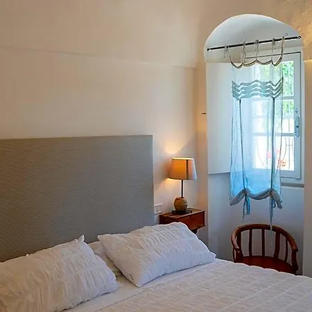 Pesce Bed and Breakfast