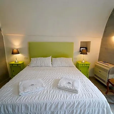 Pesce Bed & Breakfast 4*