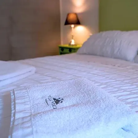 Pesce Bed & Breakfast 4*