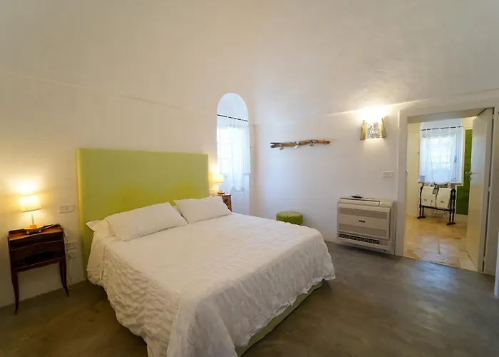 Pesce Bed & Breakfast 4*
